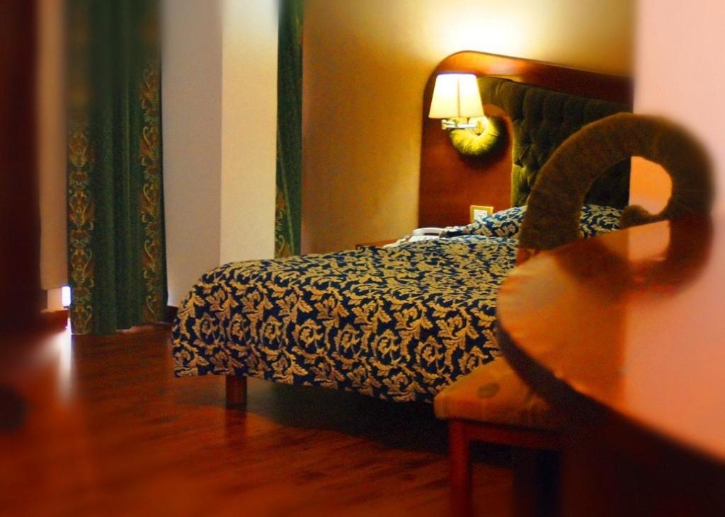 Legend Hotel Beirut Zimmer foto